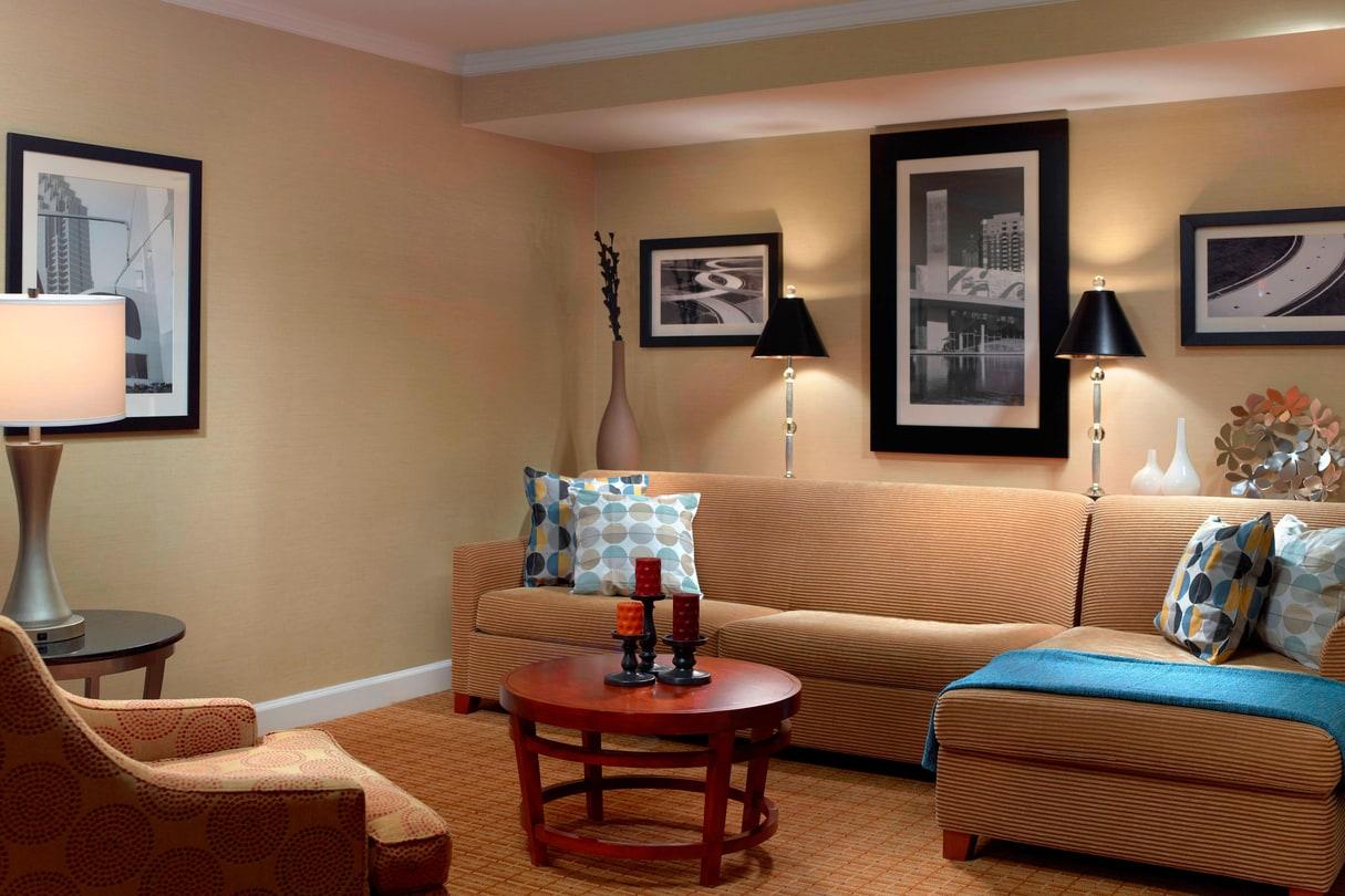 Atlanta Marriott Suites Midtown Buitenkant foto
